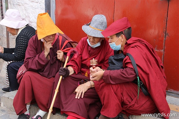 西藏陽卓旅行社