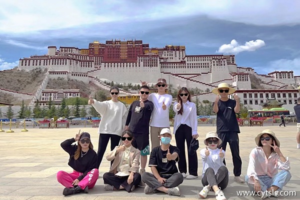 九月到拉薩報團旅游多少錢