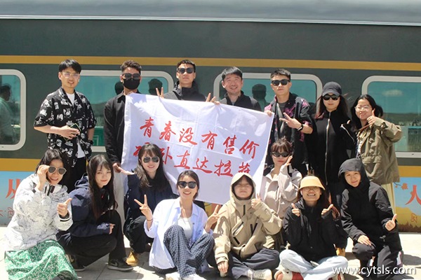 十月報團(tuán)去西藏旅行一人多少錢